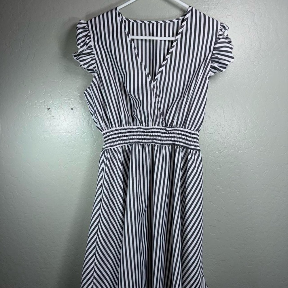 Cupshe Gray & White Striped Smocked Waist Mini Dress Cottagecore
